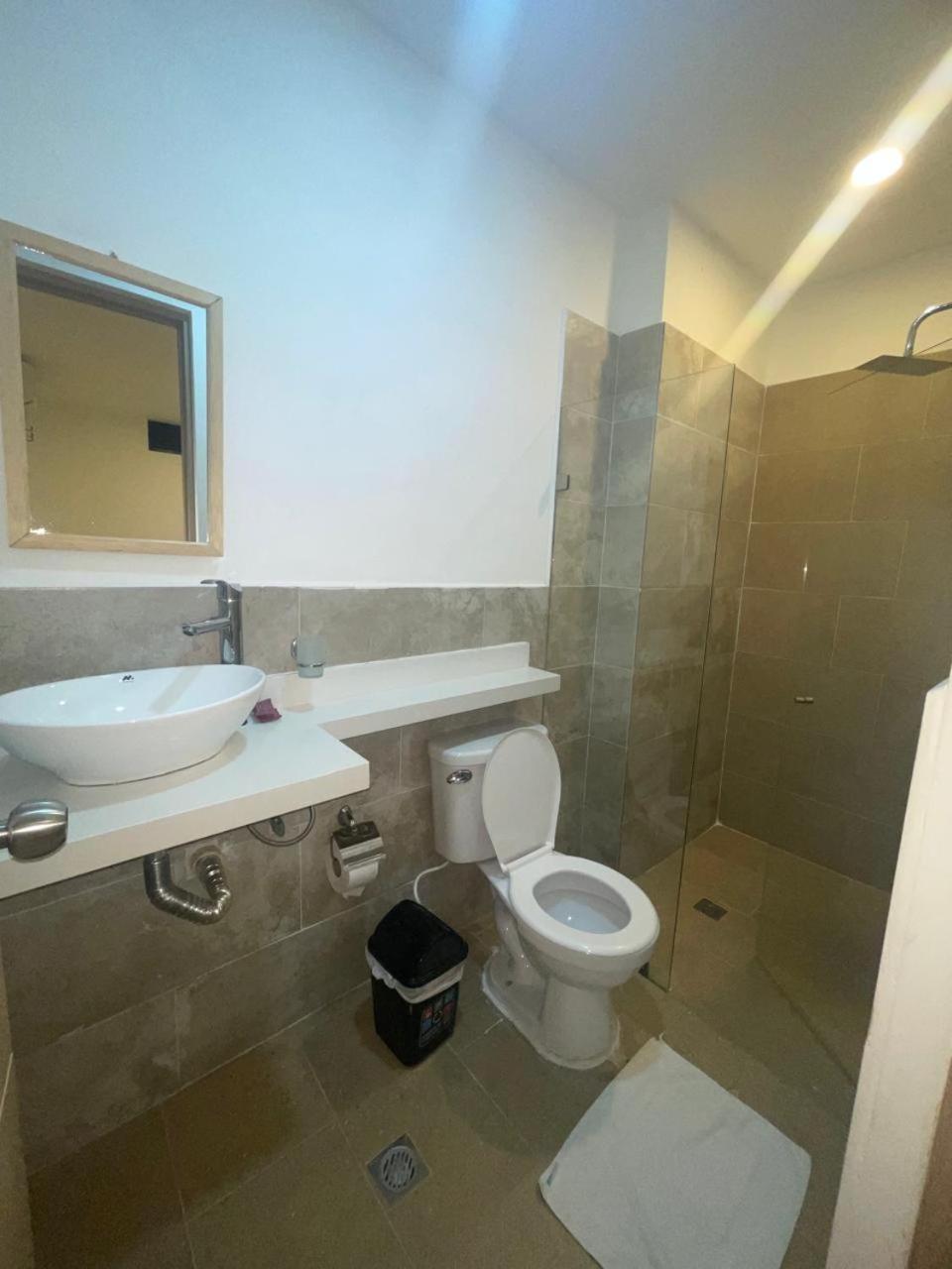 Hotel Villa Real Medellin Bagian luar foto