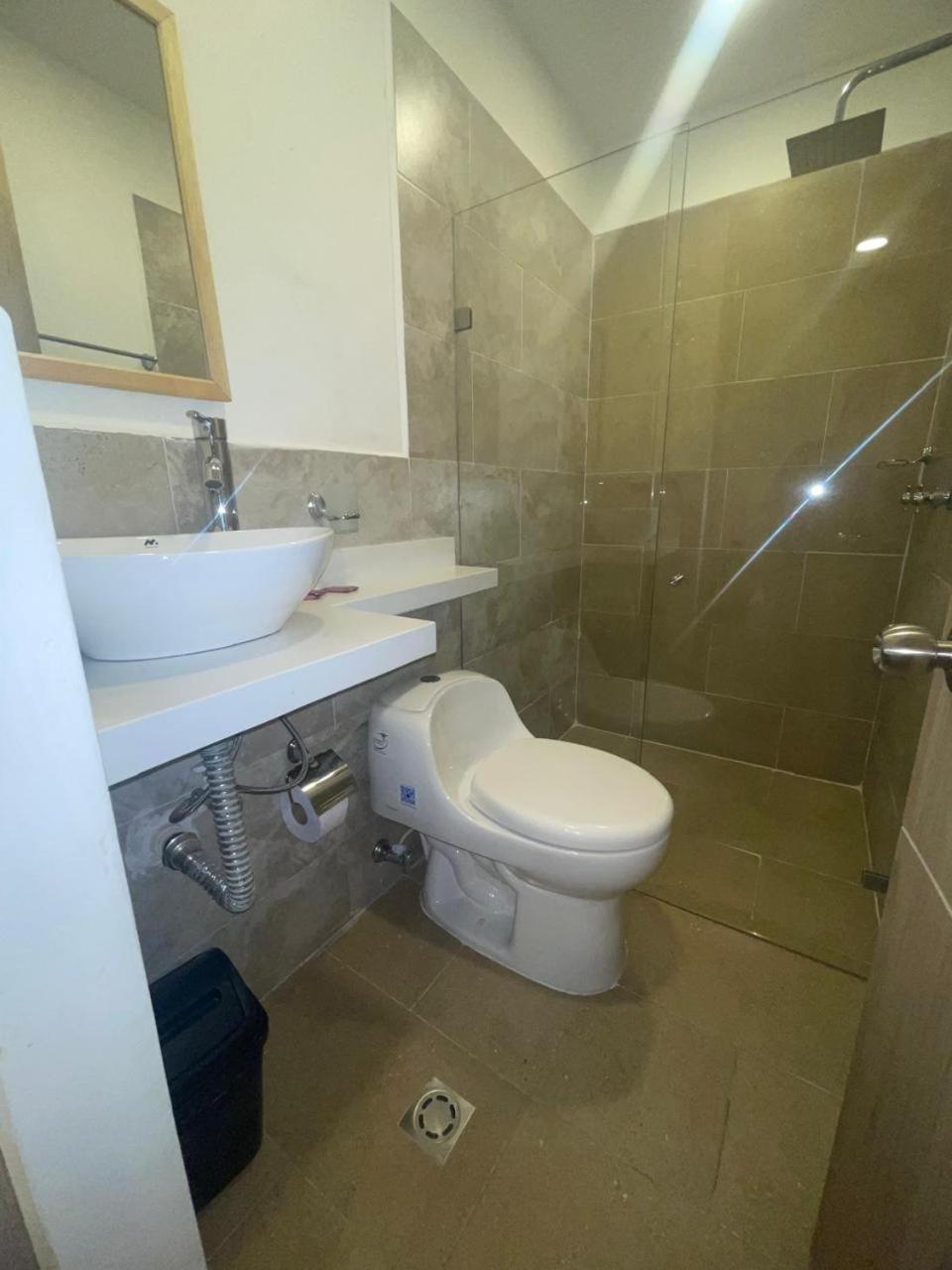 Hotel Villa Real Medellin Bagian luar foto